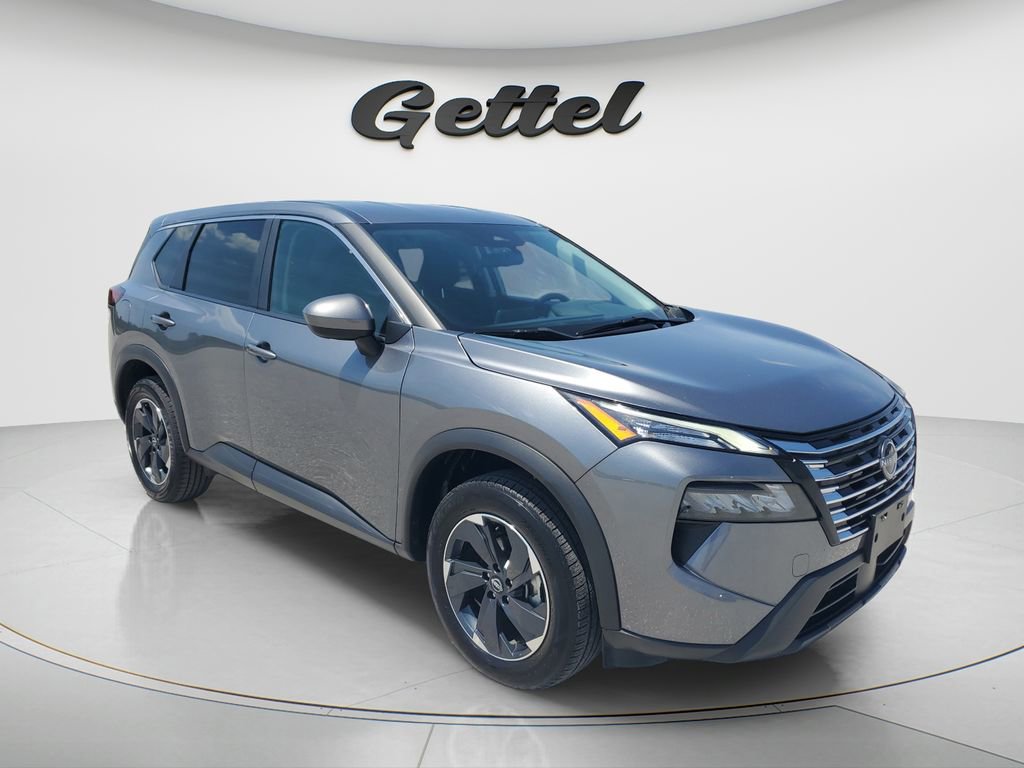 Used 2024 Nissan Rogue SV image 3