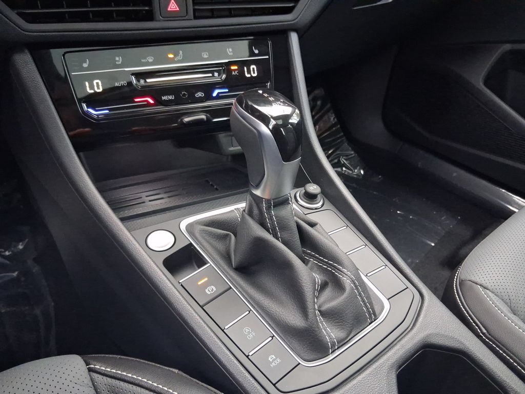 New 2026 Volkswagen Jetta SEL FWD image 10