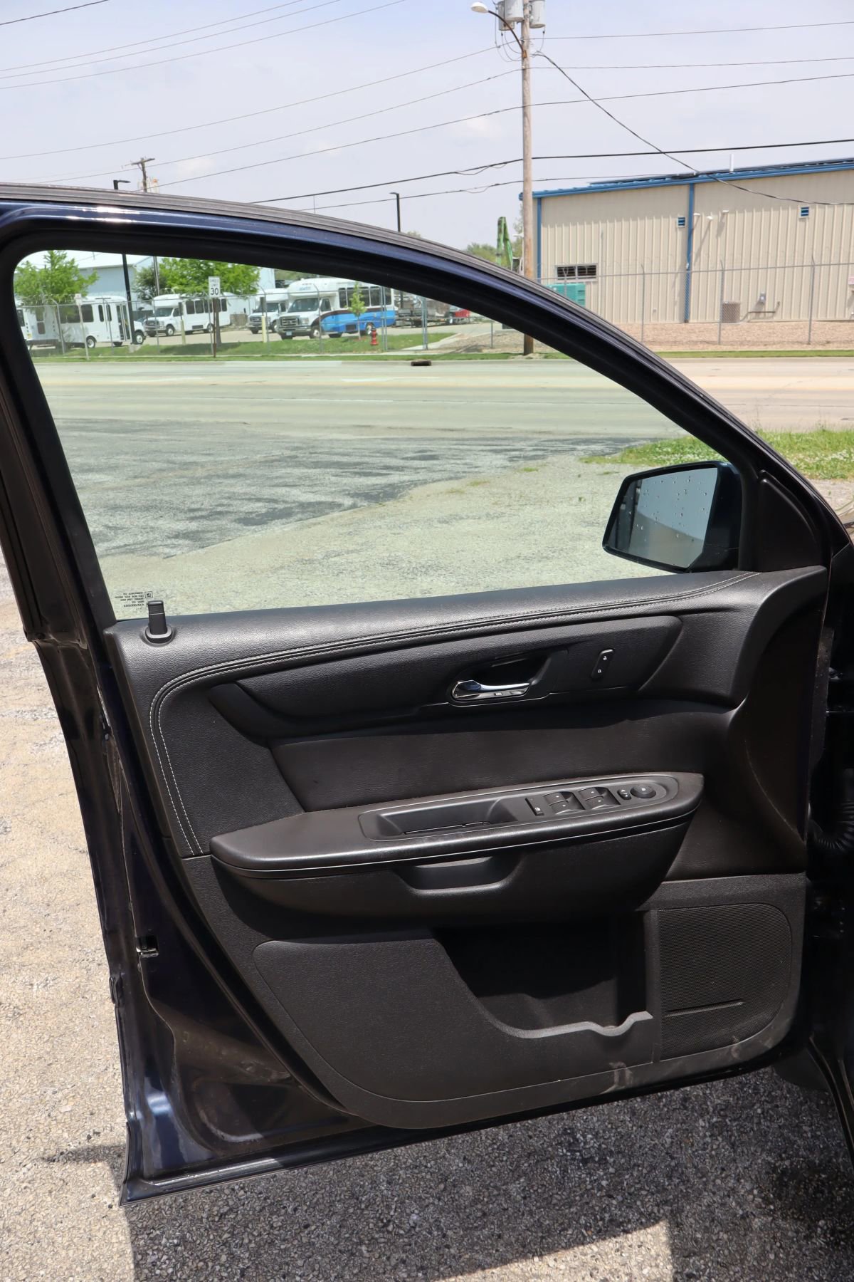 Used 2016 Chevrolet Traverse LT w/ Style and Technology Package image 31