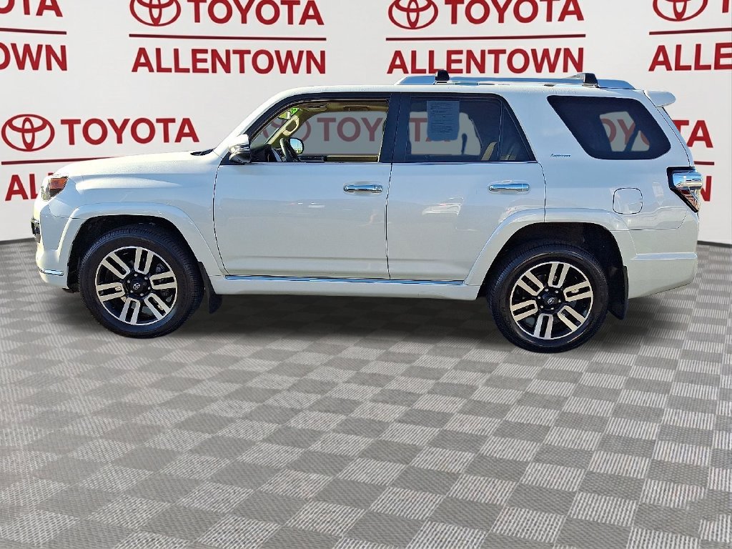 Used 2022 Toyota 4Runner Limited AWD/4WD image 4