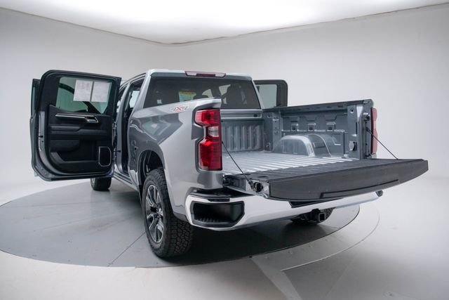 Used 2024 Chevrolet Silverado 1500 LT AWD/4WD image 19