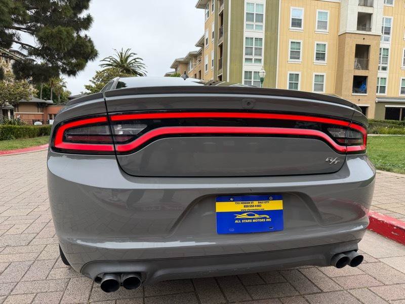 Used 2017 Dodge Charger R/T w/ Navigation & Travel Group RWD image 15