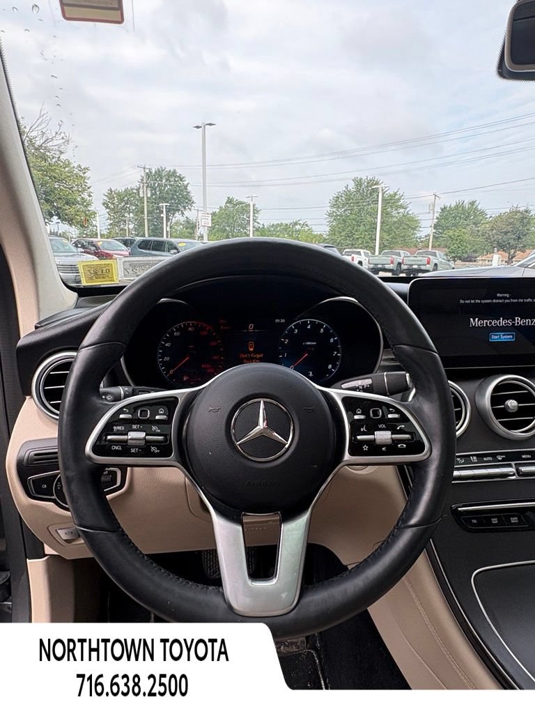 Used 2021 Mercedes-Benz GLC 300 4MATIC image 17