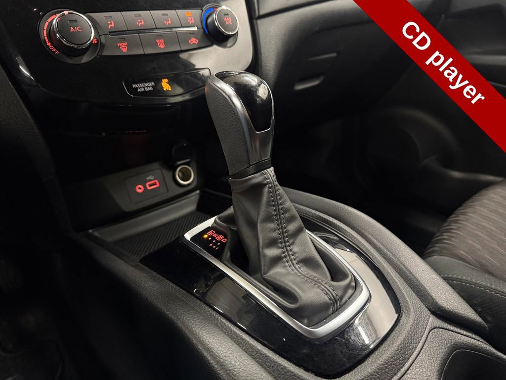 Used 2020 Nissan Rogue S image 22