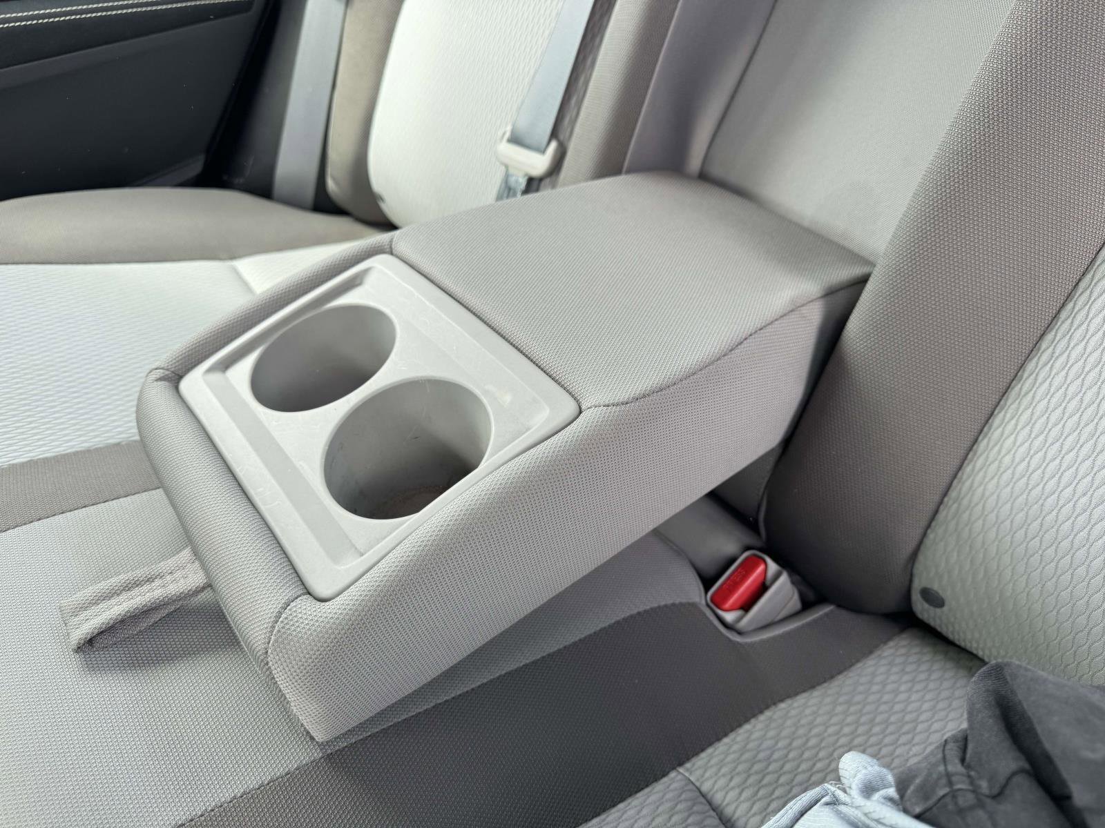 Used 2018 Toyota Corolla LE w/ Body Protection Package FWD image 9