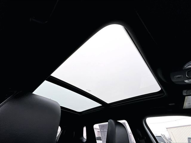 Used 2022 Jeep Compass Altitude w/ Sun and Sound Group image 22