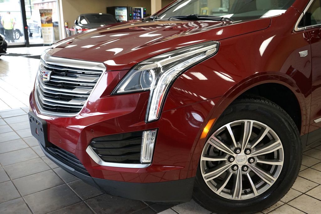 Used 2017 Cadillac XT5 Luxury w/ Driver Awareness Package AWD/4WD image 22