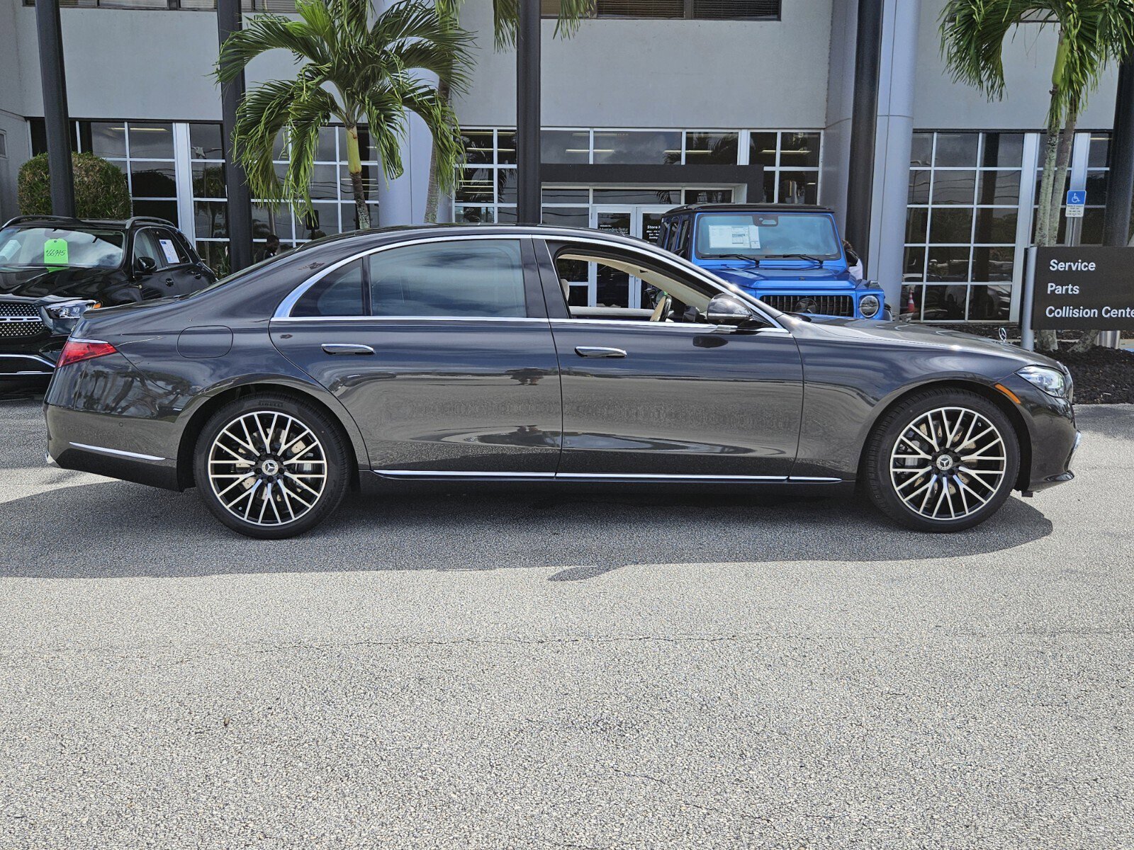 New 2026 Mercedes-Benz S 580 4MATIC Sedan image 3