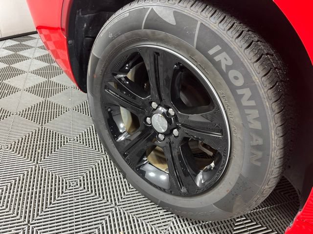 Used 2023 Dodge Charger SXT RWD image 17