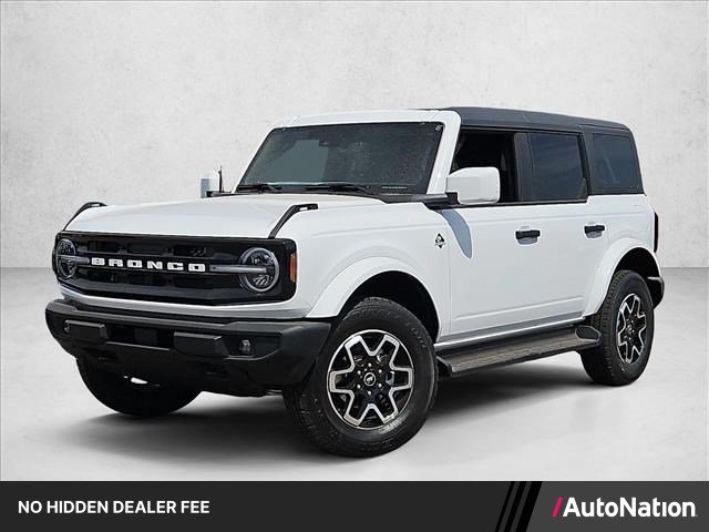 New 2026 Ford Bronco Outer Banks AWD/4WD image 1