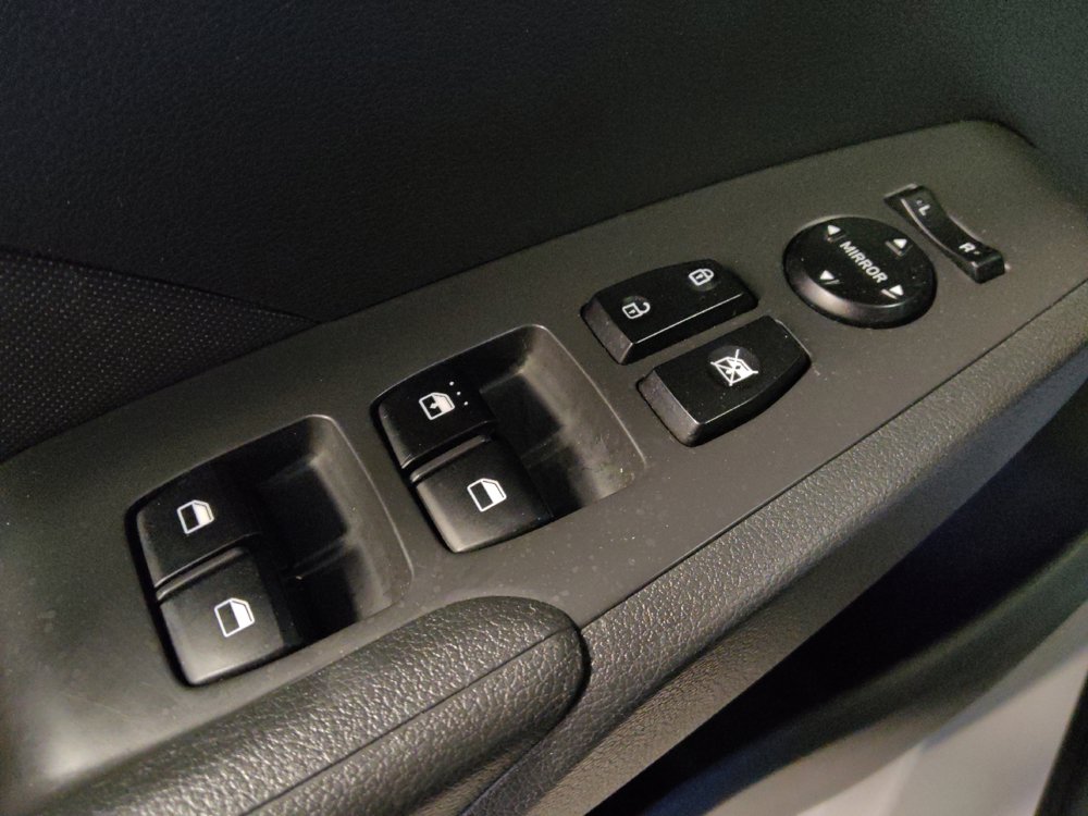 Used 2018 Hyundai Accent SE FWD image 27