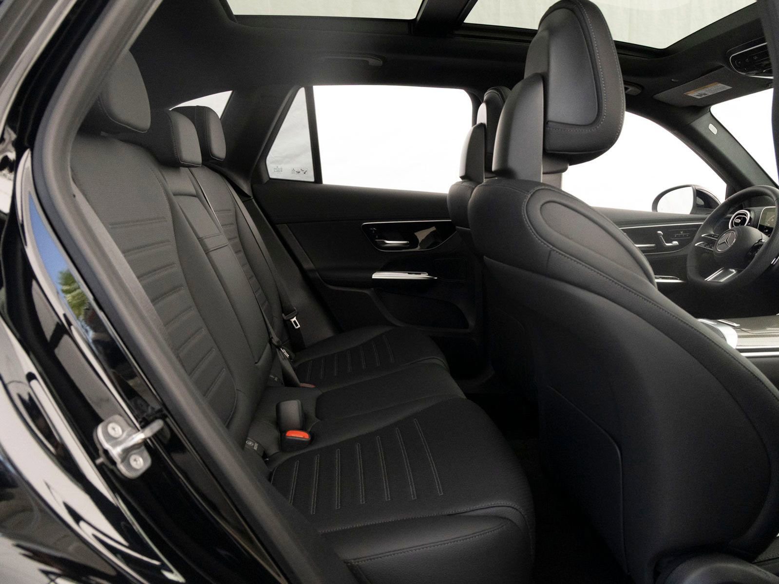 New 2026 Mercedes-Benz GLC 300 image 23