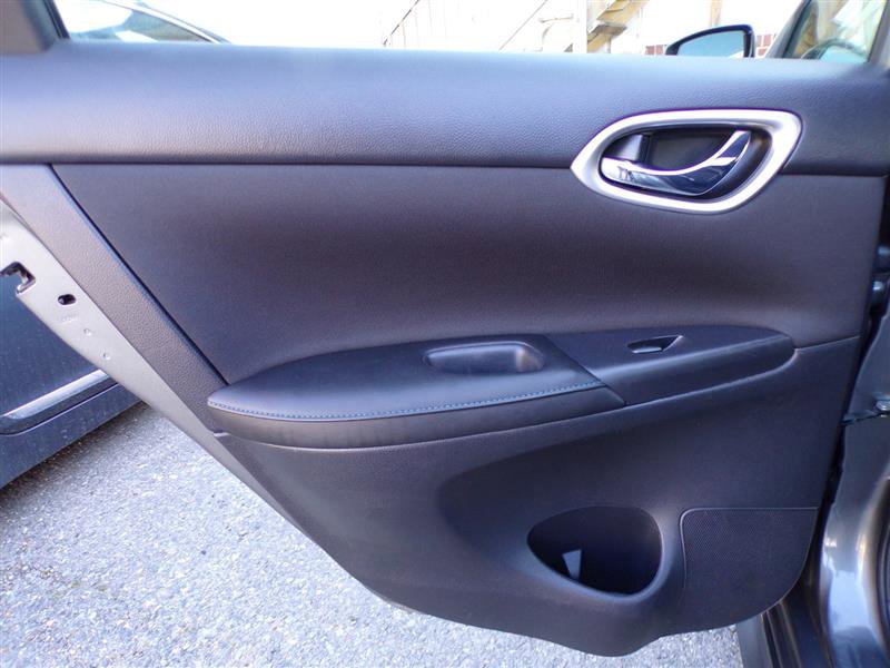 Used 2019 Nissan Sentra SR image 26