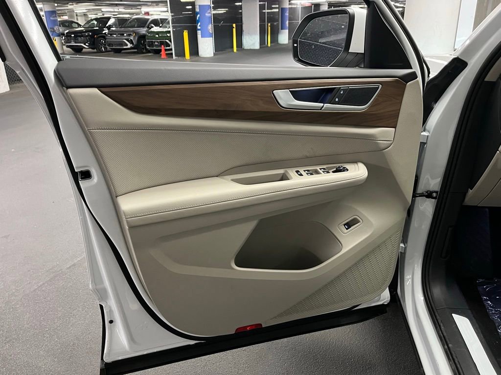 New 2026 Volkswagen Atlas SE image 19