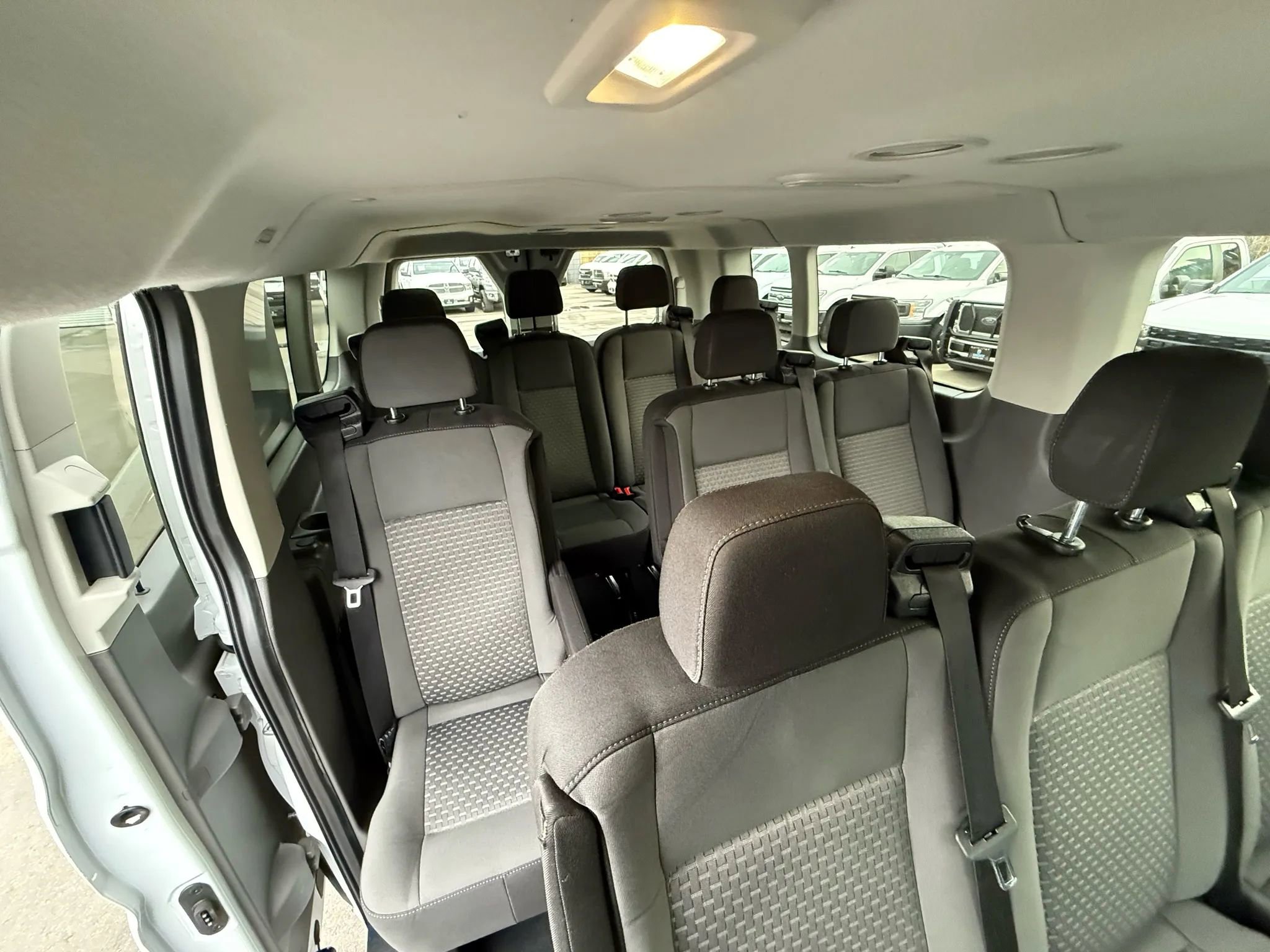 Used 2023 Ford Transit 350 XLT image 33