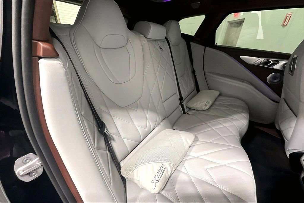Used 2024 BMW XM AWD/4WD image 29