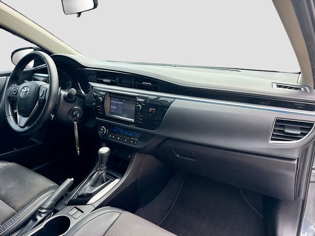Used 2014 Toyota Corolla S FWD image 29