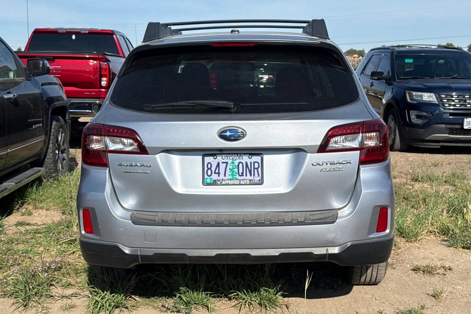 Used 2015 Subaru Outback 2.5i Premium AWD/4WD image 5
