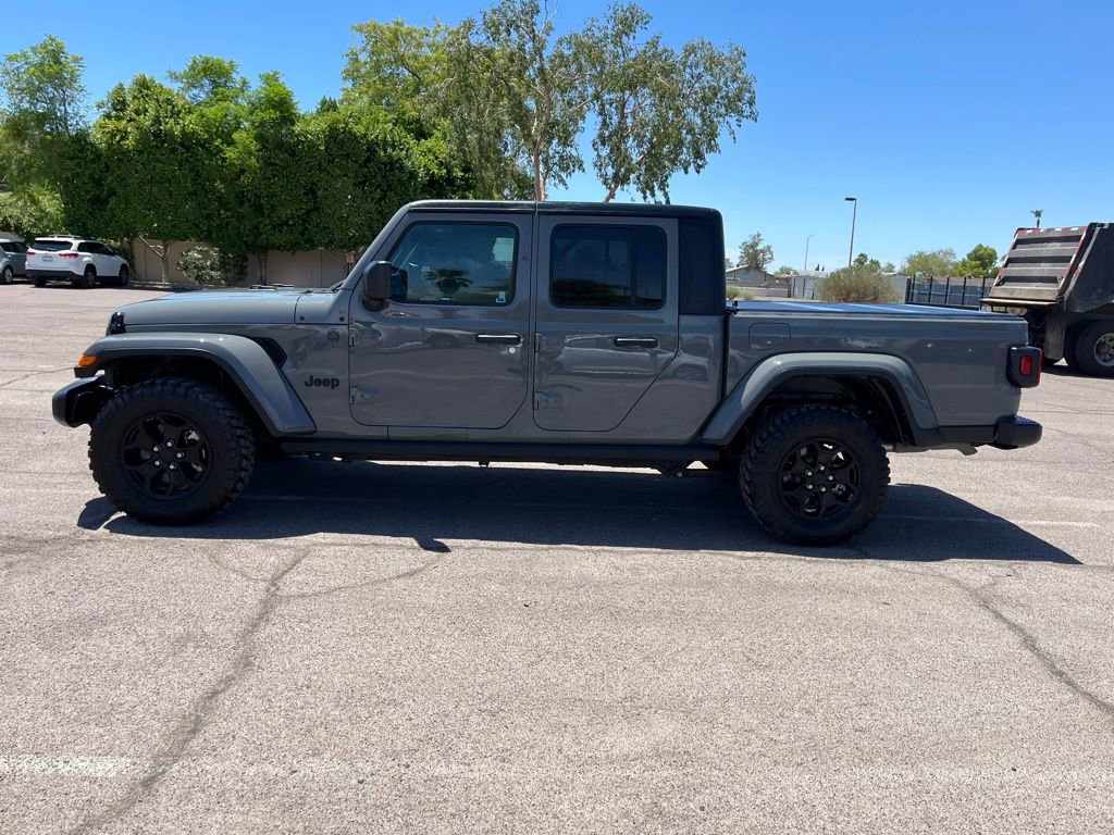 Used 2023 Jeep Gladiator Sport image 5