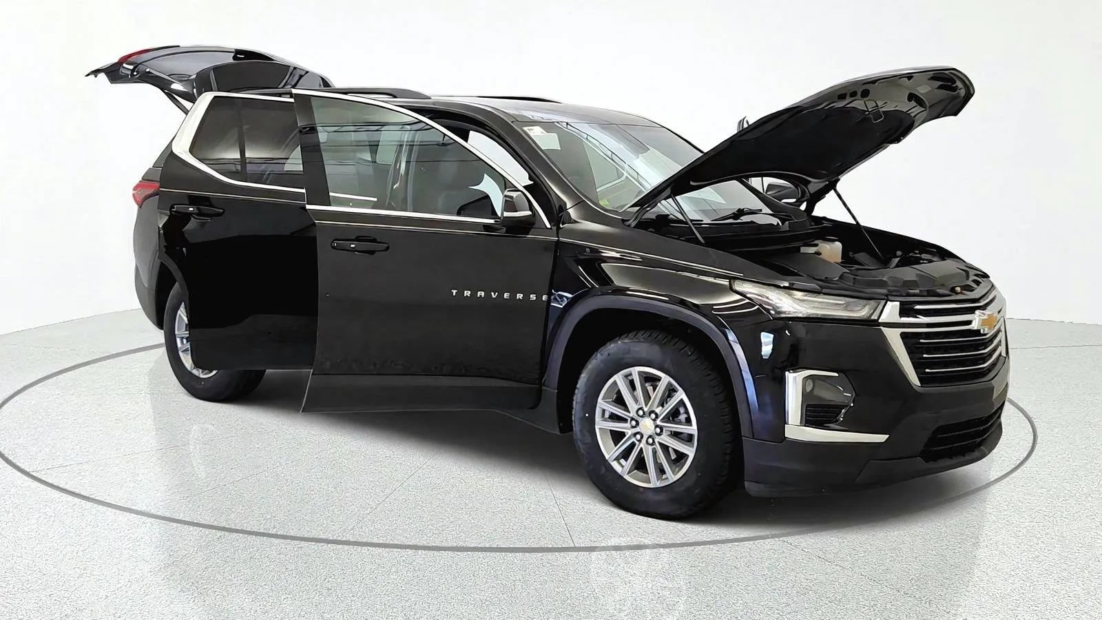 Used 2023 Chevrolet Traverse LT FWD image 10