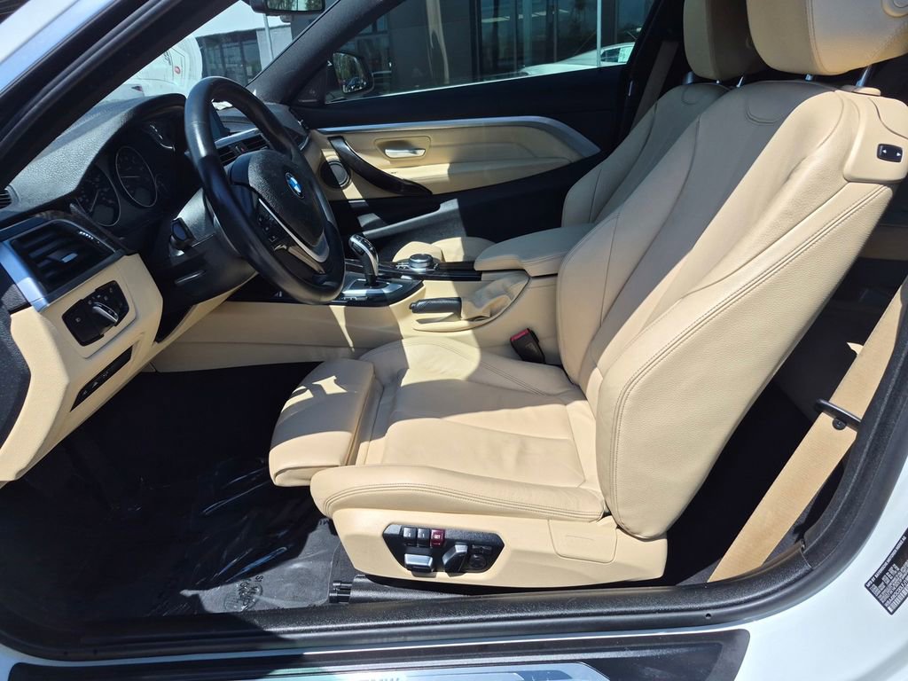 Used 2020 BMW 430i Coupe w/ Convenience Package image 12