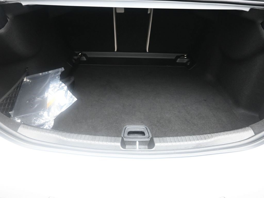 Used 2024 Mercedes-Benz C 300 Sedan image 24