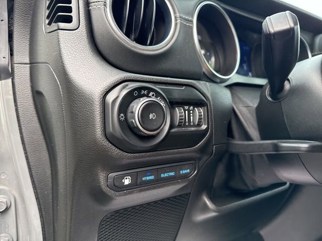 Used 2021 Jeep Wrangler Unlimited Rubicon 4xe w/ Cold Weather Group image 27