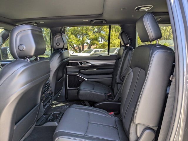 New 2026 Jeep Grand Wagoneer Limited w/ Premium Group II image 14