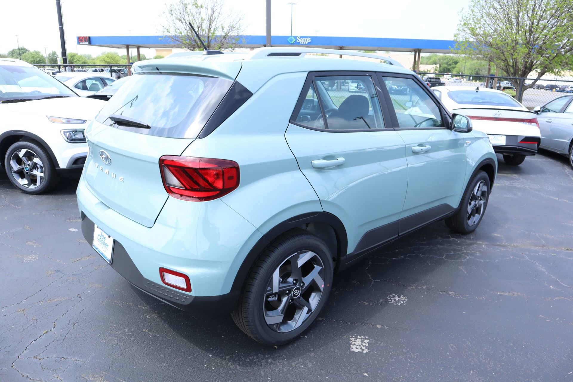 New 2026 Hyundai Venue SEL FWD image 21