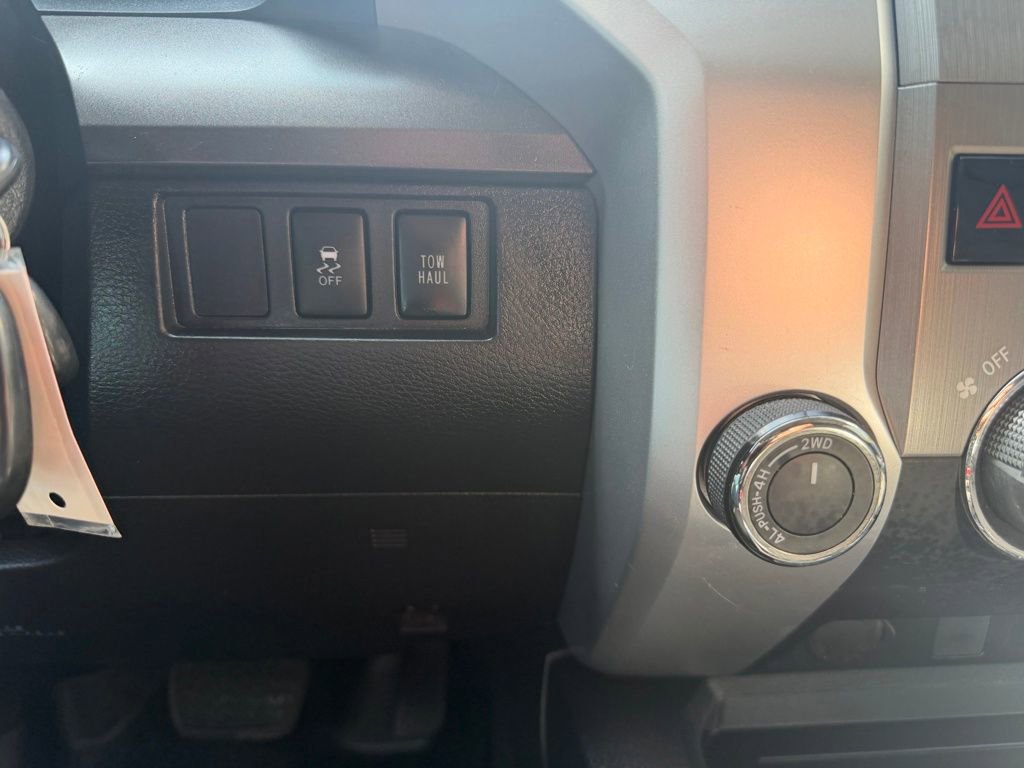 Used 2014 Toyota Tundra SR5 w/ SR5 Upgrade Package AWD/4WD image 16
