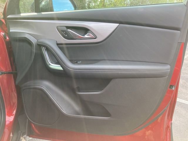 Used 2024 Chevrolet Blazer LT w/ Convenience Package FWD image 30