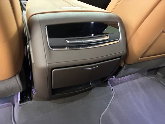 Used 2025 Cadillac Escalade ESV Premium Luxury w/ Touring Package image 19