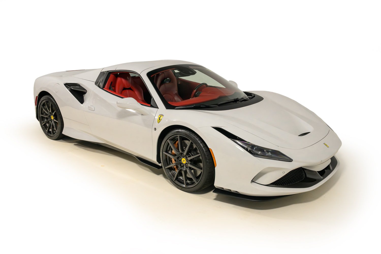 Certified 2023 Ferrari F8 Tributo RWD image 17
