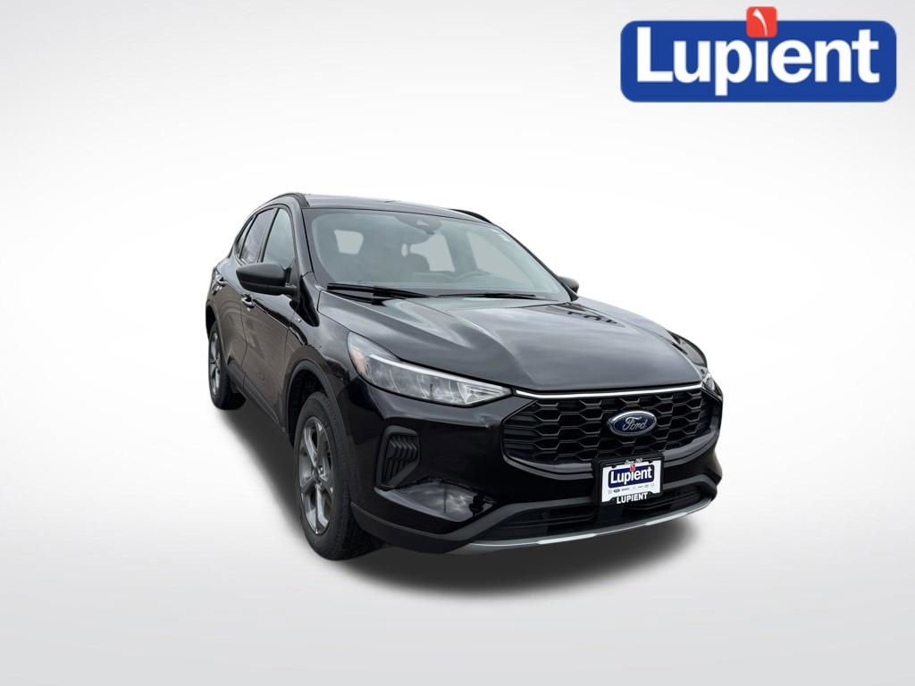 Used 2025 Ford Escape ST-Line image 1