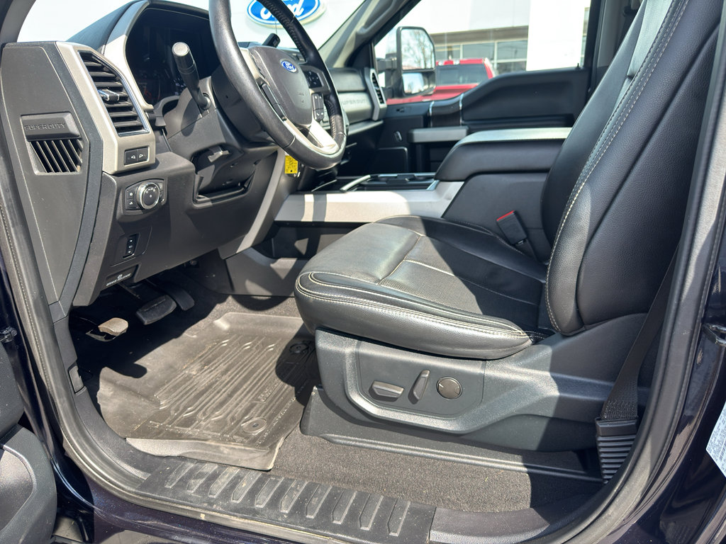 Used 2021 Ford F250 Lariat w/ Chrome Package image 29