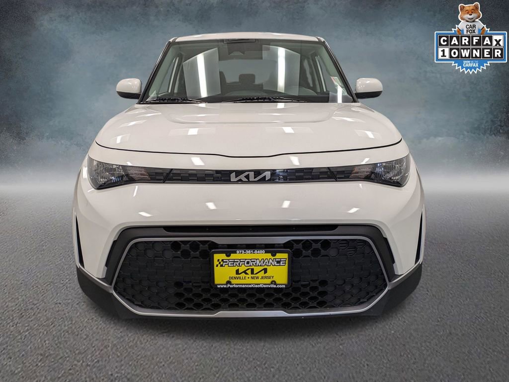 Certified 2025 Kia Soul LX w/ LX Technology Package image 2