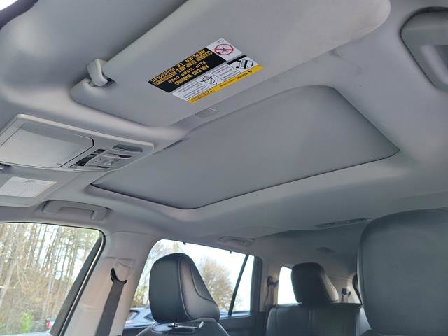 Used 2022 Toyota Highlander XLE image 6