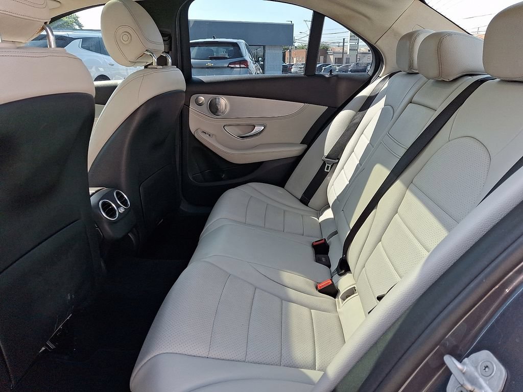 Used 2016 Mercedes-Benz C 300 4MATIC Sedan image 12