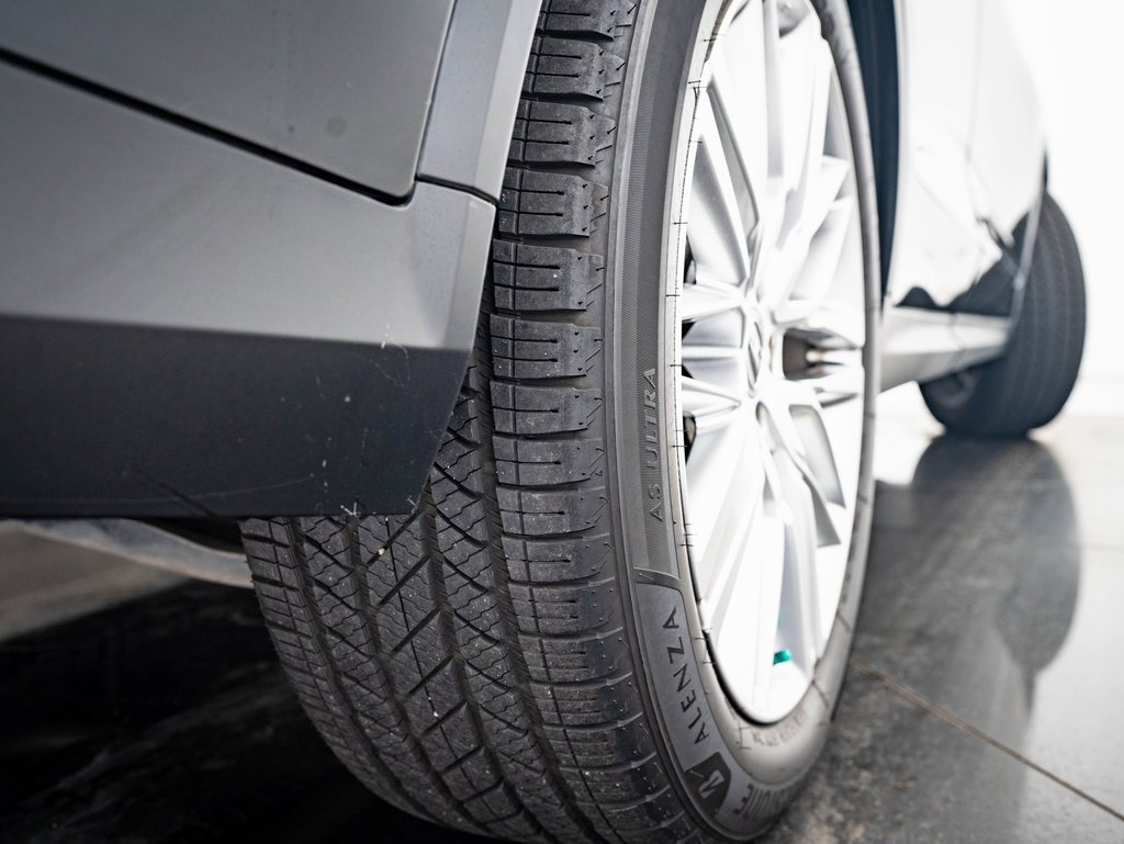 Used 2023 Acura MDX SH-AWD w/ Advance Package image 42