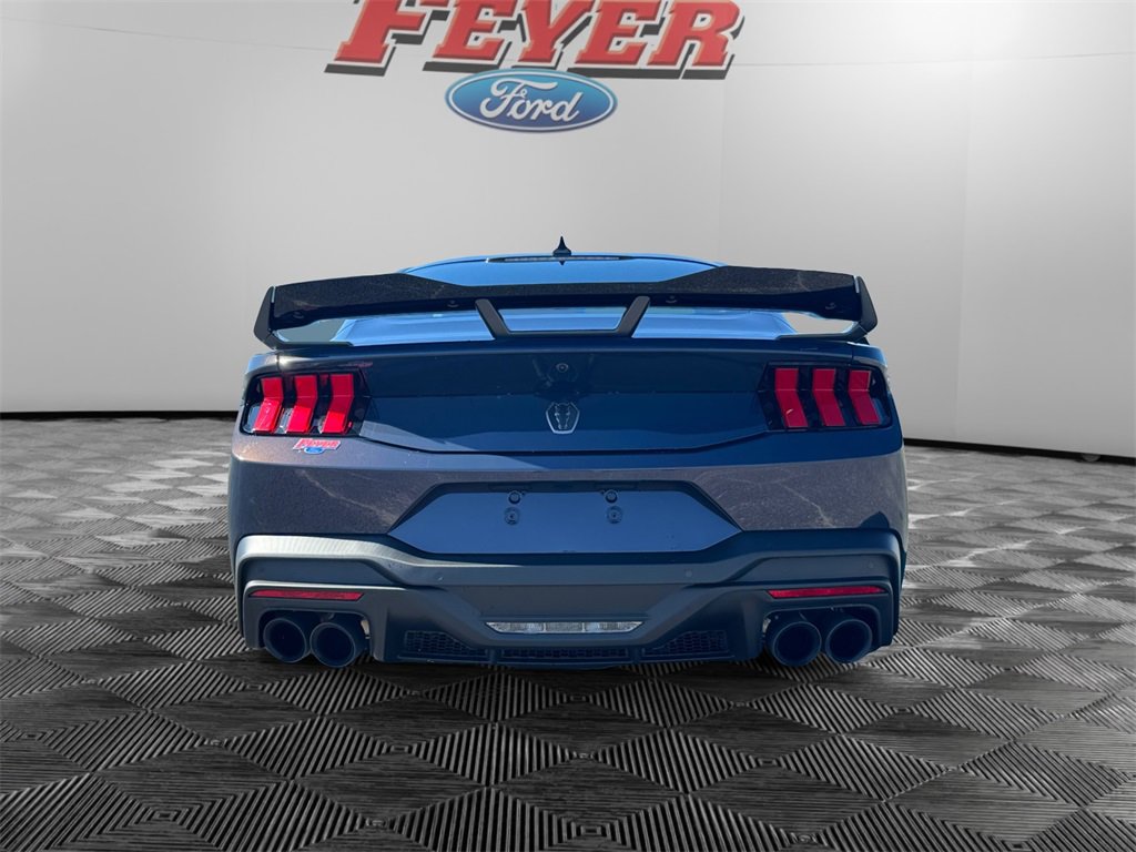 New 2025 Ford Mustang Dark Horse image 4