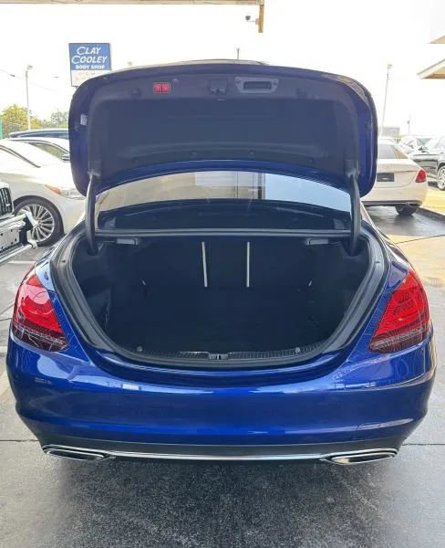 Used 2021 Mercedes-Benz C 300 Sedan image 10