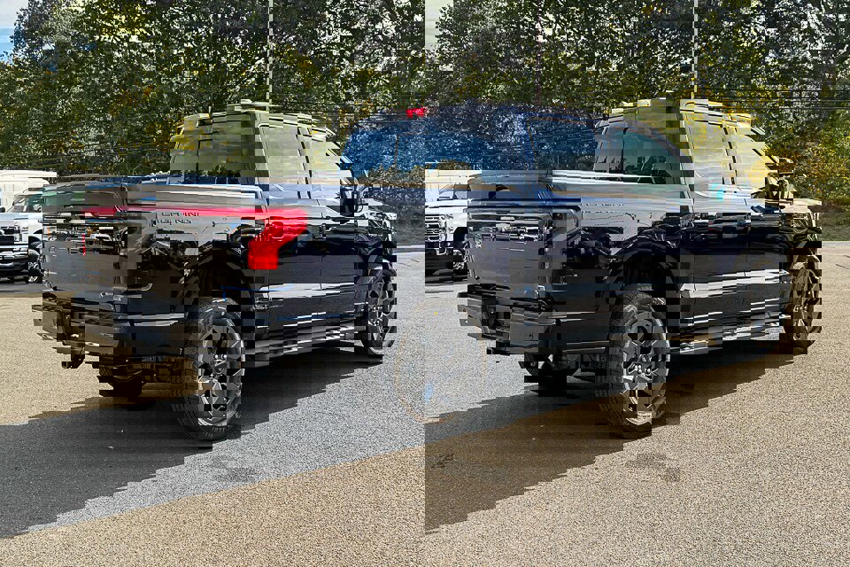 New 2025 Ford F150 Lightning Lariat image 3