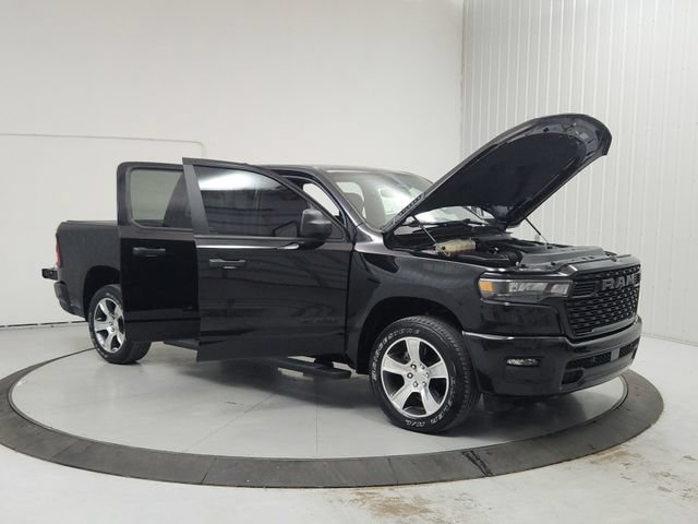 Used 2025 RAM 1500 Tradesman AWD/4WD image 9
