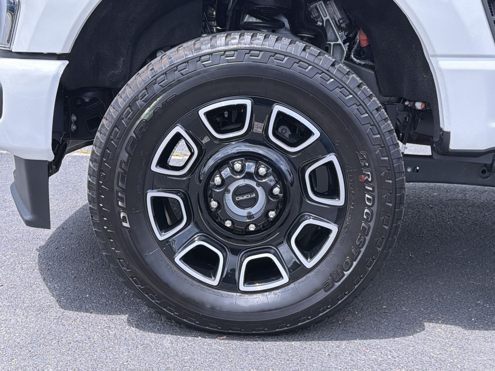 Used 2026 Ford F350 Platinum w/ Snow Plow Prep Package AWD/4WD image 16