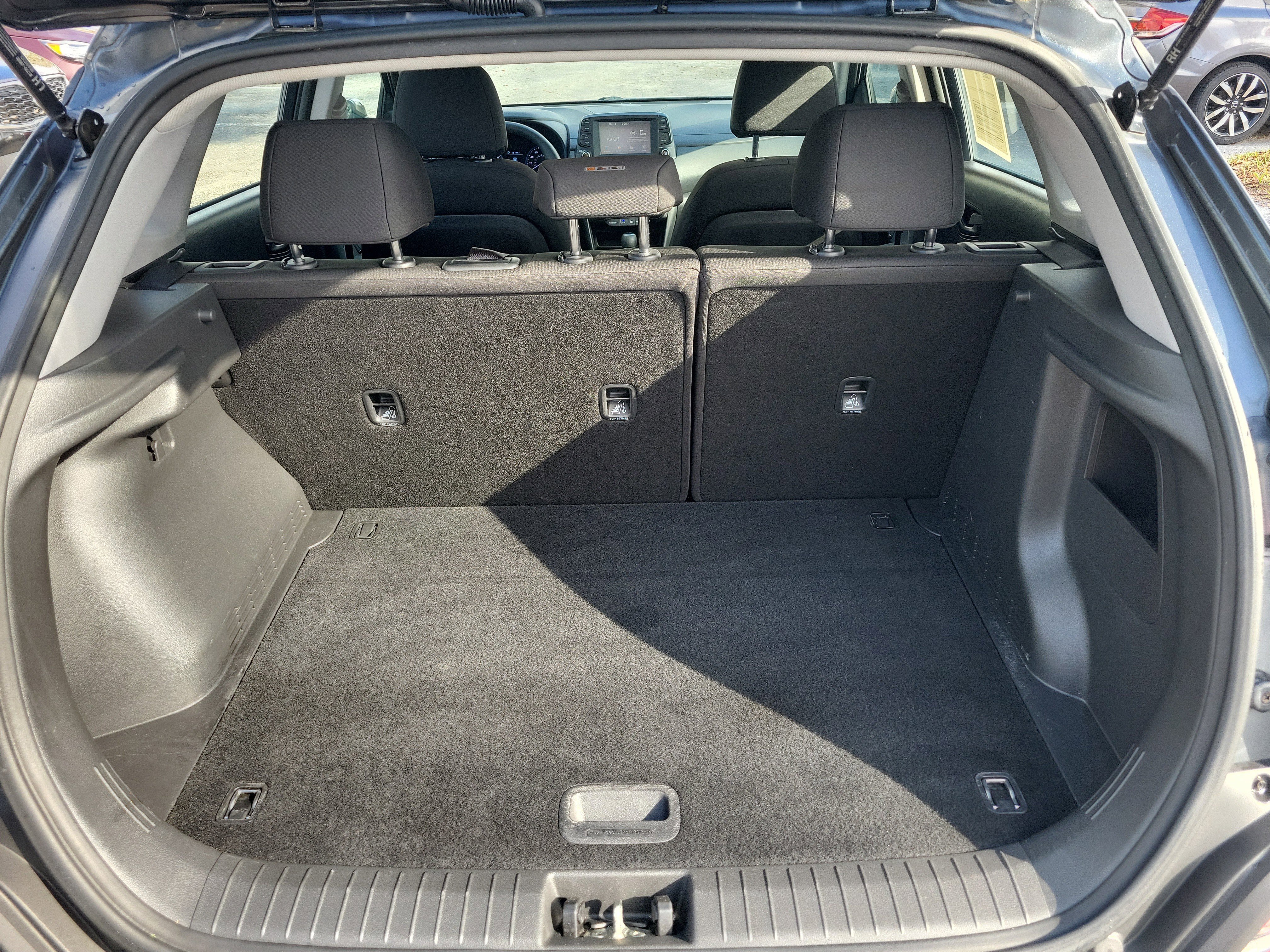 Used 2021 Hyundai Kona SE image 14