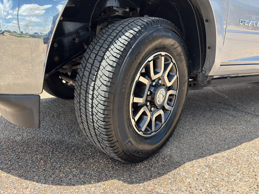Used 2021 RAM 2500 Limited AWD/4WD image 21