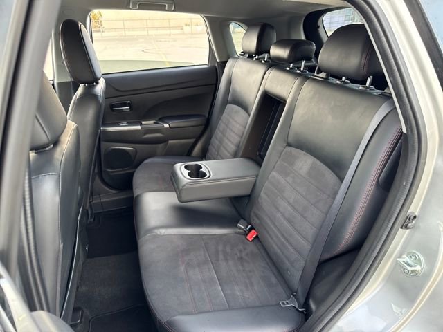 Used 2024 Mitsubishi Outlander Sport SE image 19