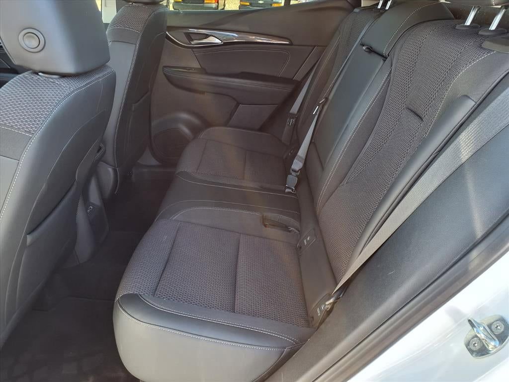 Used 2023 Buick Envision Preferred image 15