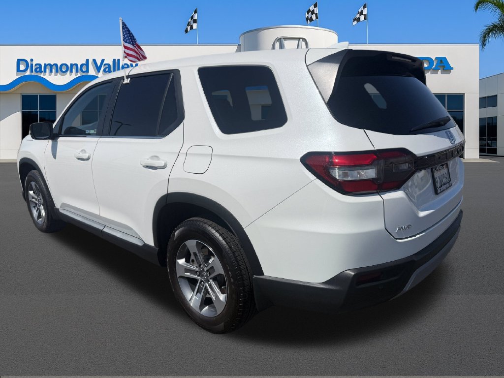 Certified 2024 Honda Pilot EX-L image 4