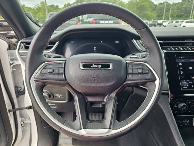 Used 2024 Jeep Grand Cherokee Altitude AWD/4WD image 19
